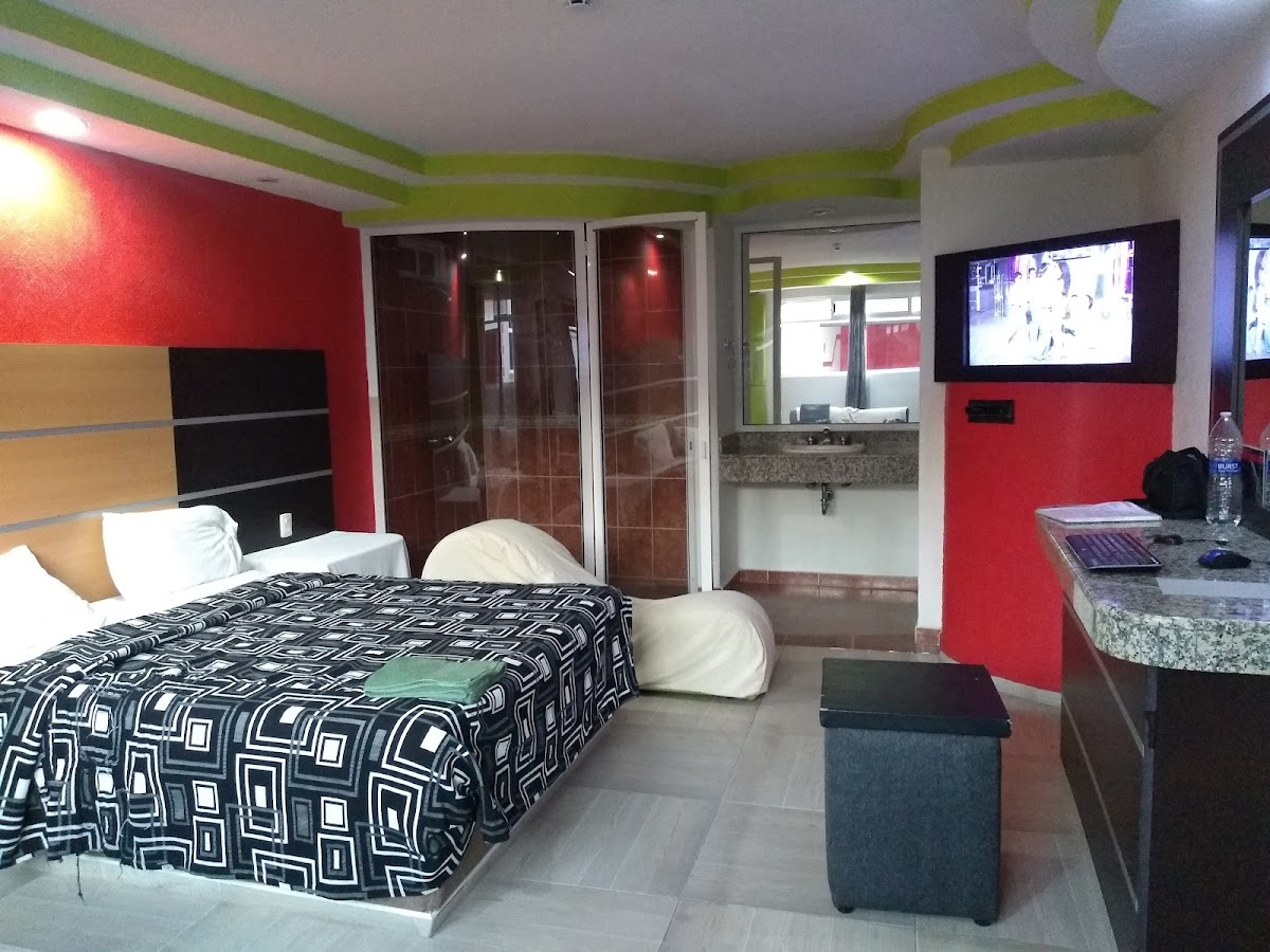 Motel Real Las Fuentes S.A. DE C.V. Motel Real Las Fuentes S.A. DE C.V.