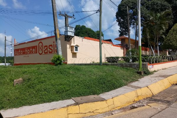 Auto Hotel "El Oasis"