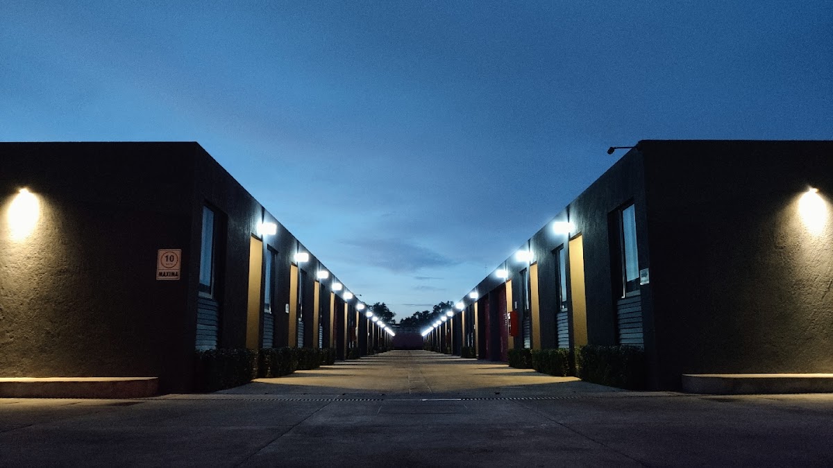 Motel Pyro Motel Pyro