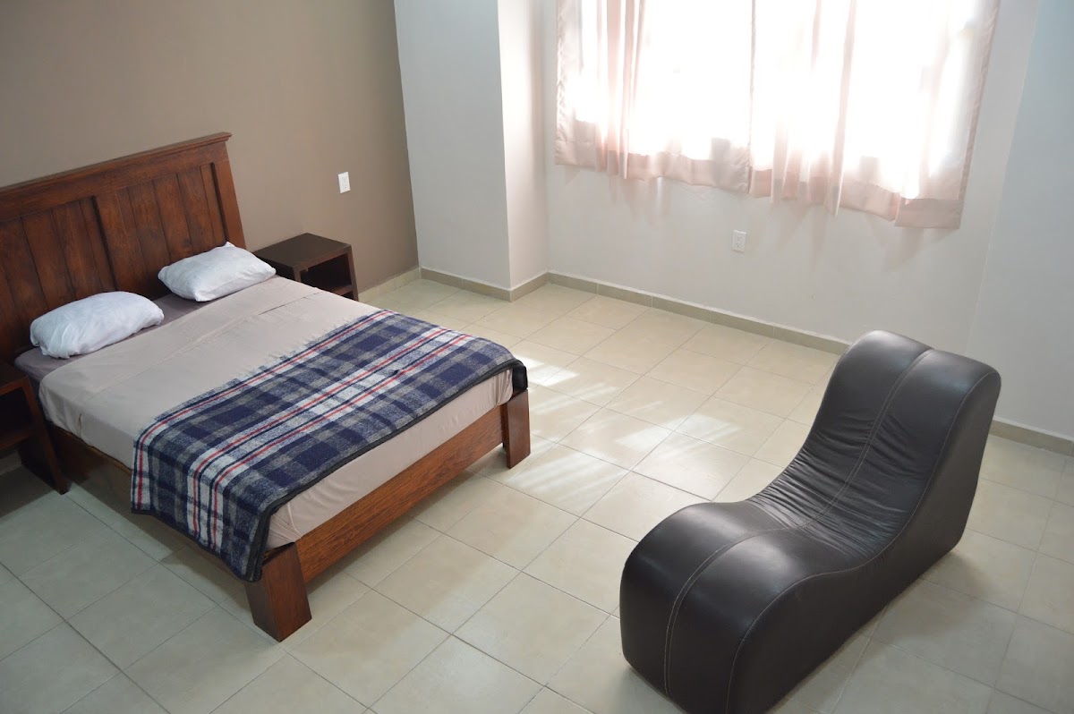 Las Brisas Hotel-Motel