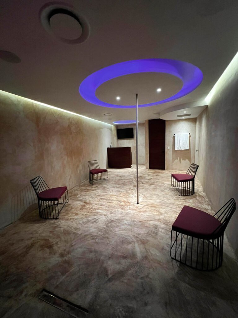 motel