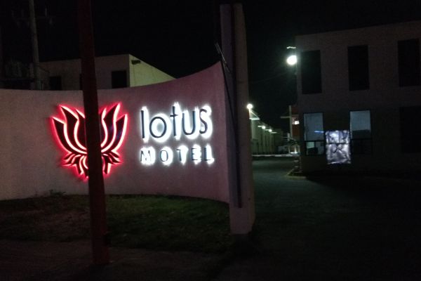 Motel Lotus Motel Lotus