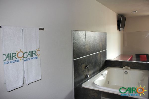 Auto Hotel El Cairo Morelia