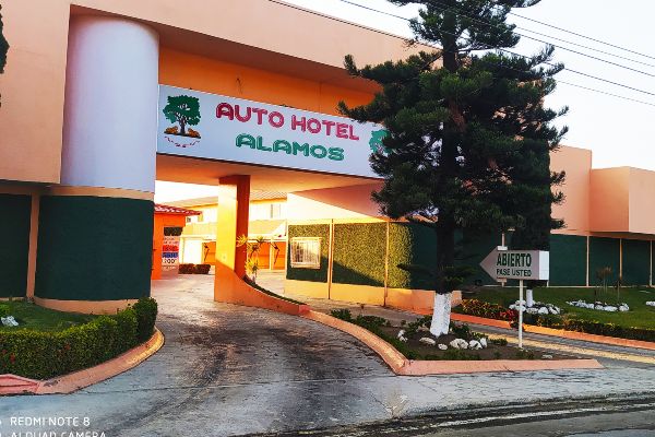 Auto Hotel Álamos Tuxtla