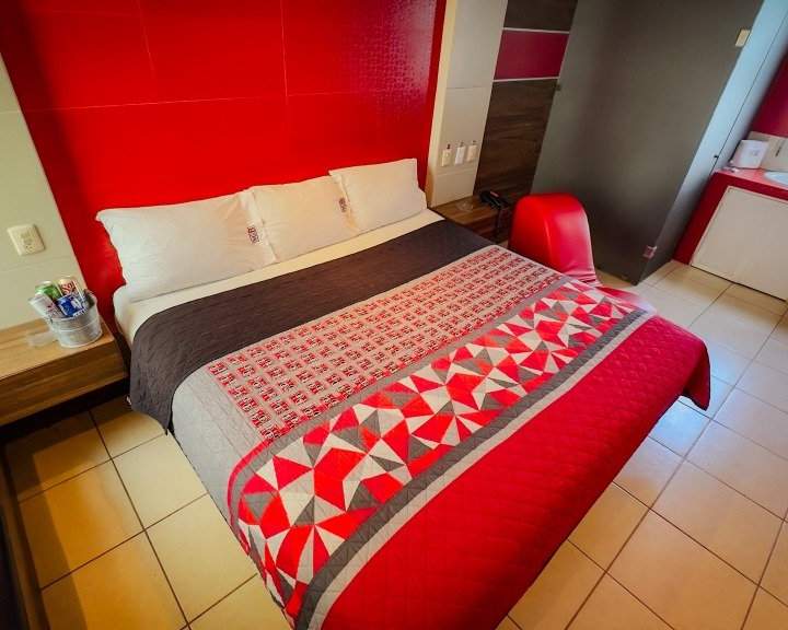 Suite Sencilla - Motel Barcelona, foto 2