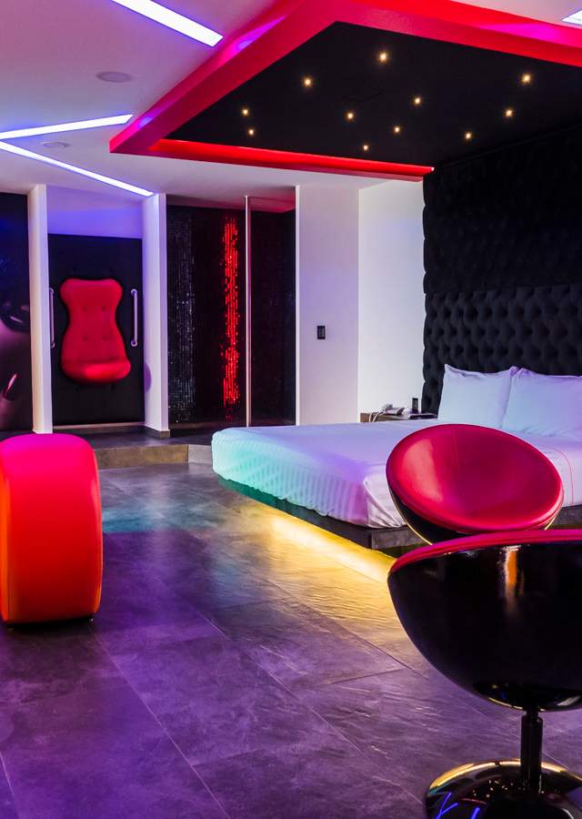 Pop Life Hotel