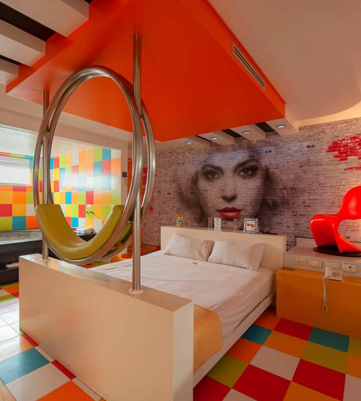 Pop Life Hotel
