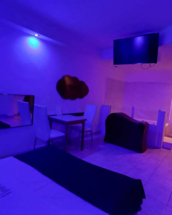 Hotel Magique