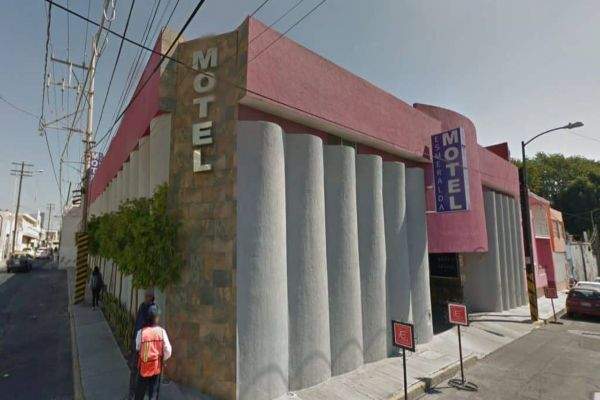 MOTEL Esmeralda