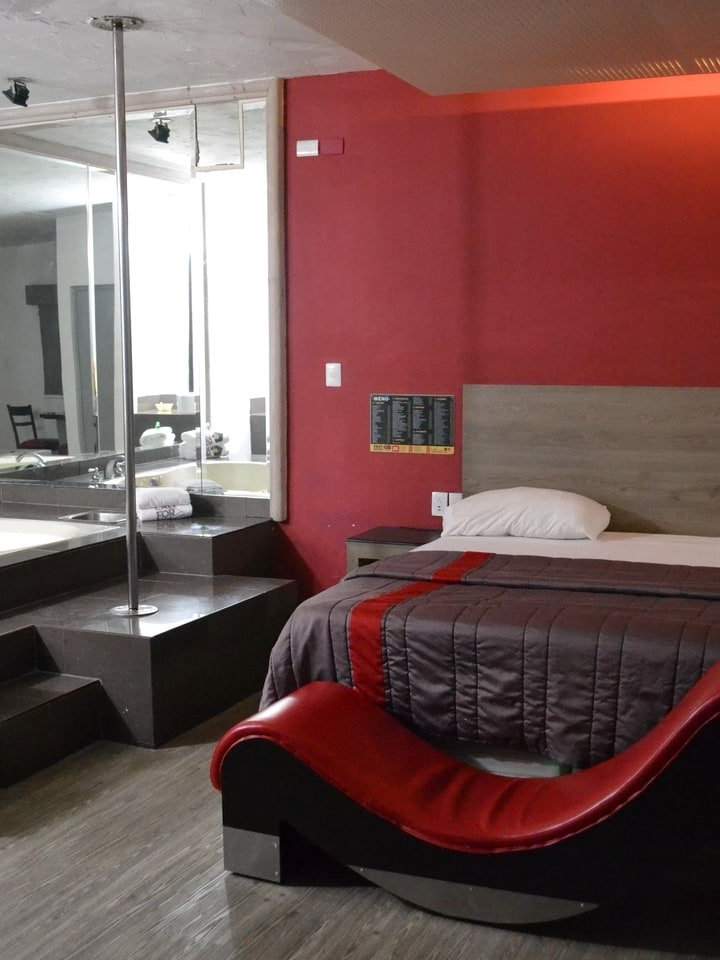 Habitación JACUZZI - Motel California Zona Norte - Mercurio, foto 1