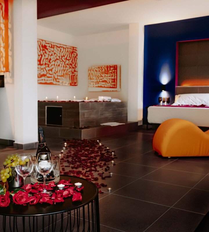 Habitacion Jacuzzi - Tutsy motel, foto 1