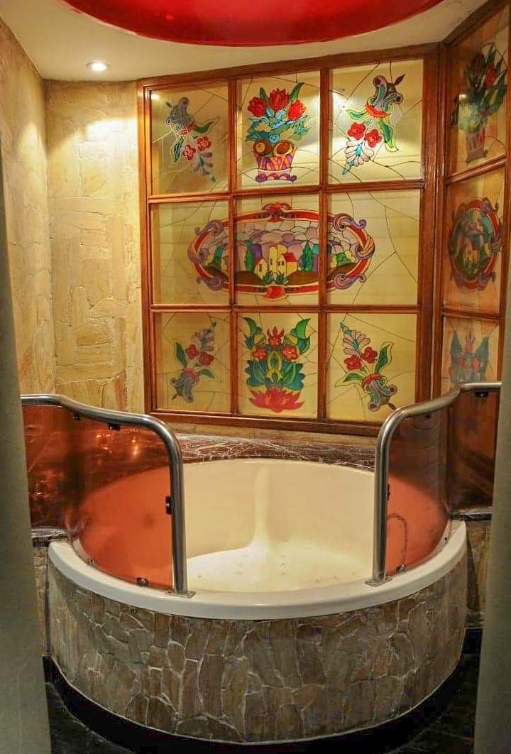 Eros Hotel
