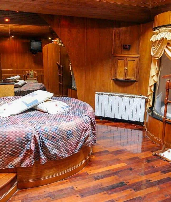 Eros Hotel