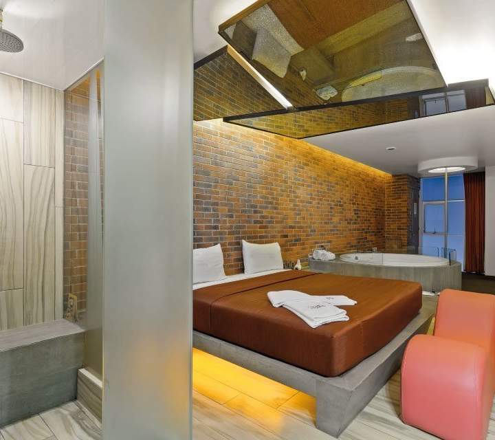 Hotel Suite con Jacuzzi, Sauna y Pole Dance - Motel Segredo, foto 2