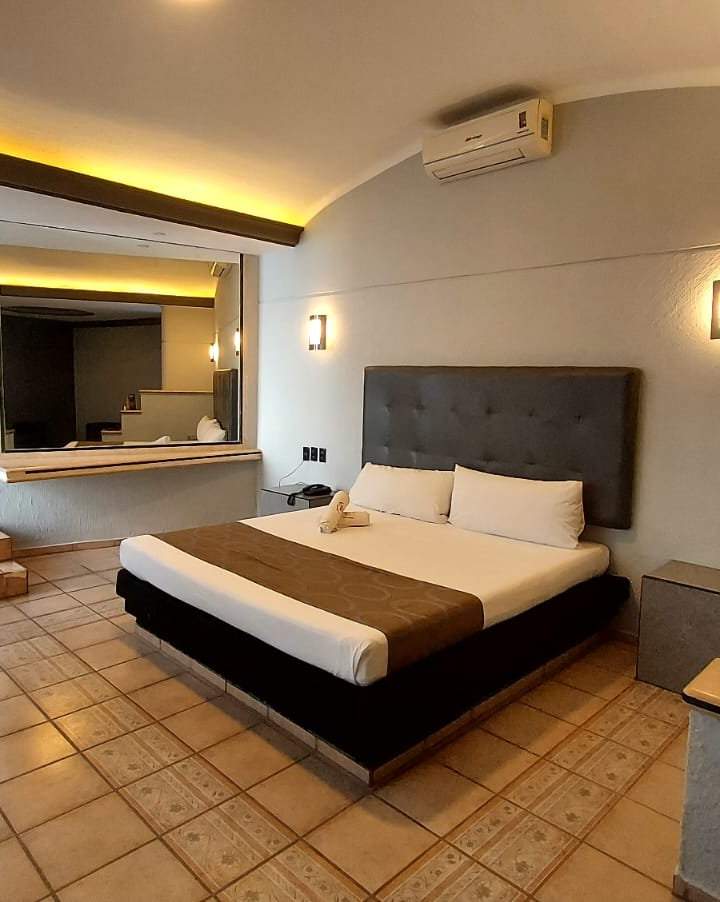 HABITACIÓN MASTER SUITE CON ALBERCA - Motel Garden, foto 2