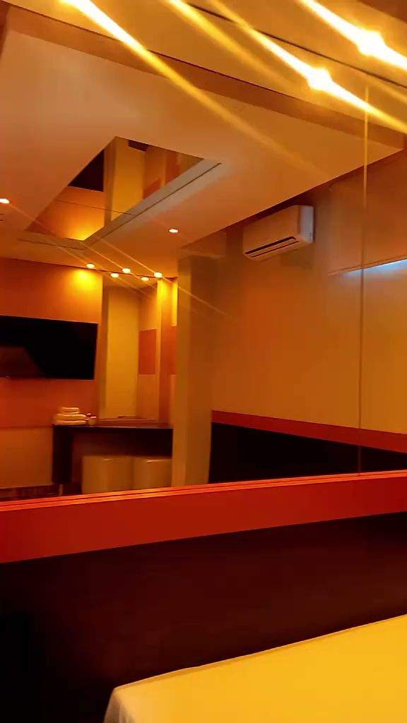 Hotel OSIRIS LOVE