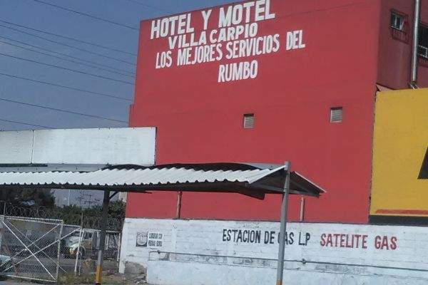 MOTEL VILLA CARPIO - foto principal