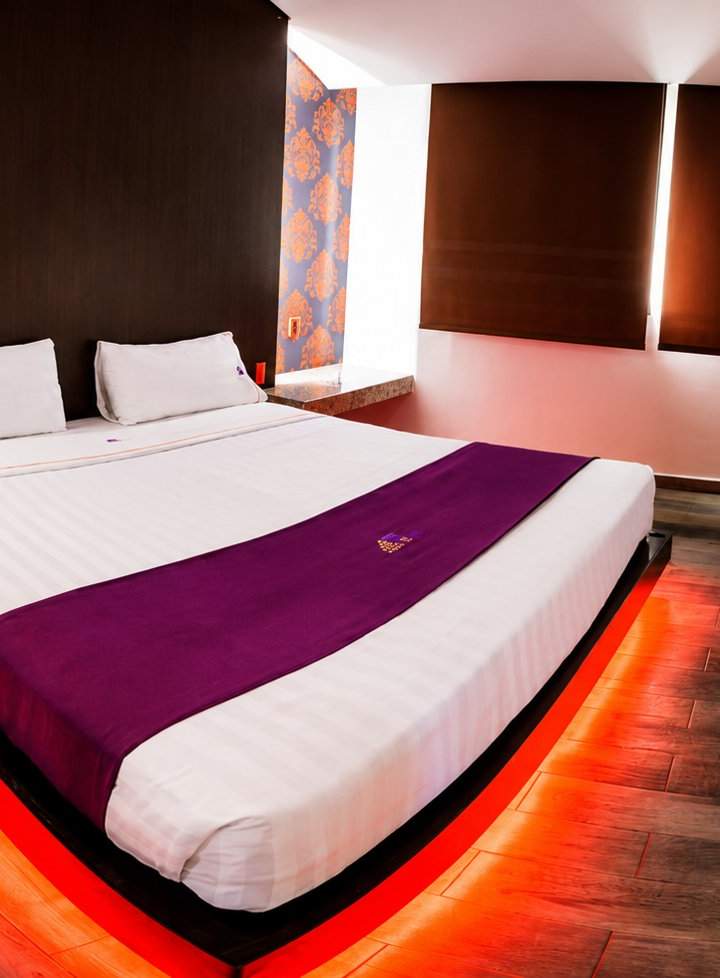 Suite Jacuzzi - Hotel & Suites Ferri, foto 2
