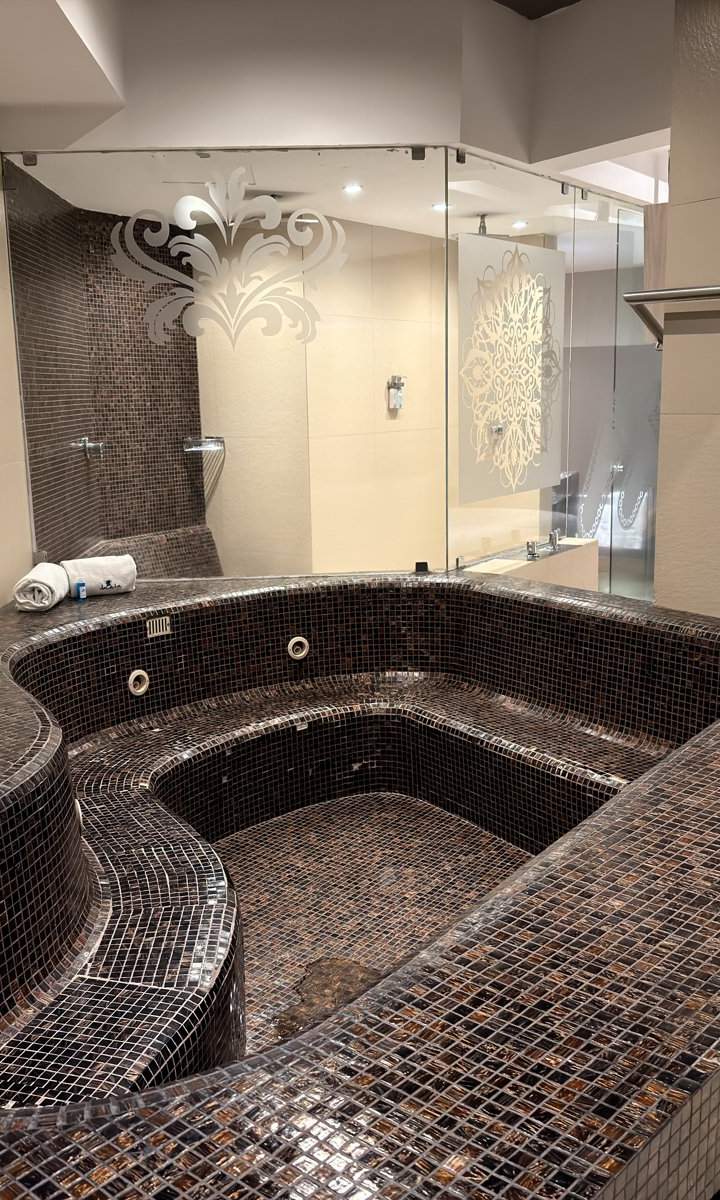 Master Suite - Amala Hotel & Villas, foto 1