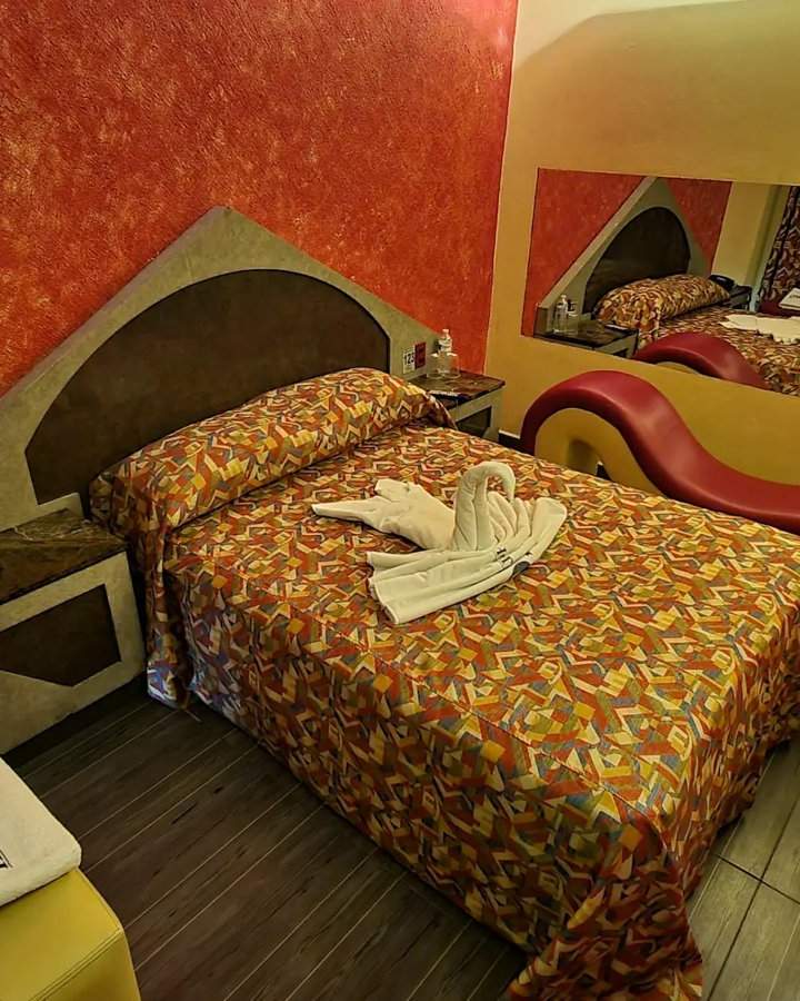 Habitación Matrimonial - Motel Olimpo, foto 1