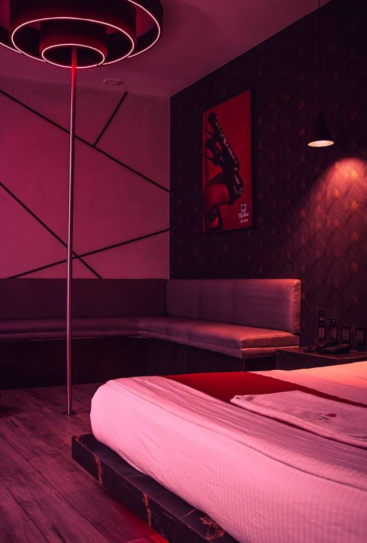 Varansi Suite Jacuzzi - Motel Red Mandala Hotel & Suites, foto 6
