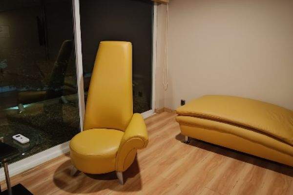 Motel B A