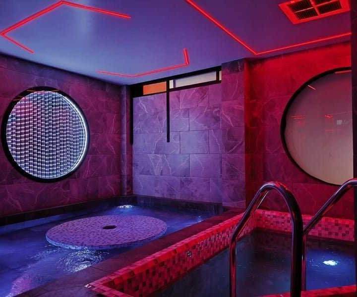 Red Garden Hotel