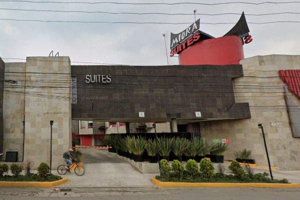Motel Miura Suites