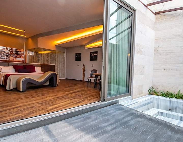 Jacuzzi Sauna
